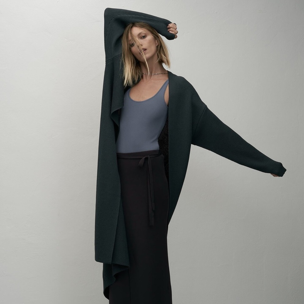 Long knit jacket from Zara in midnight blue color